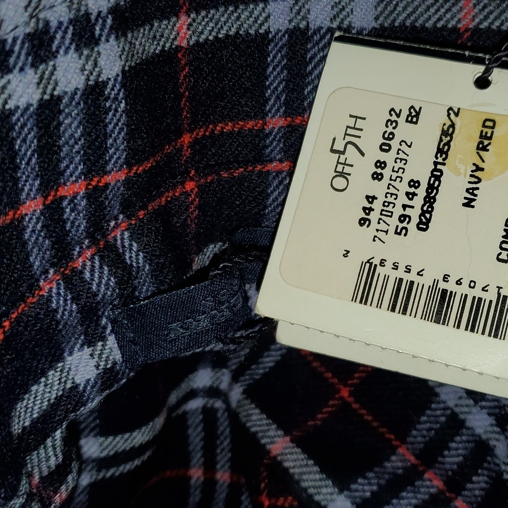Burberry London Hat - Picture 12 of 12